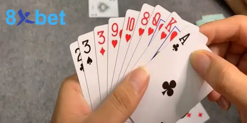 Khái quát vài thông tin về game bài Phỏm tại 8XBET